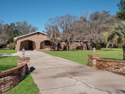 102 Hemlock Rd, Perry, FL 32348 photo 1