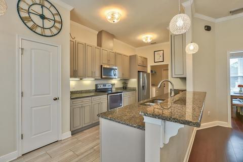 140 N Charles Willis Dr, Midway, FL 32343 photo 8