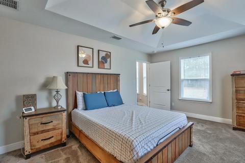 140 N Charles Willis Dr, Midway, FL 32343 photo 12