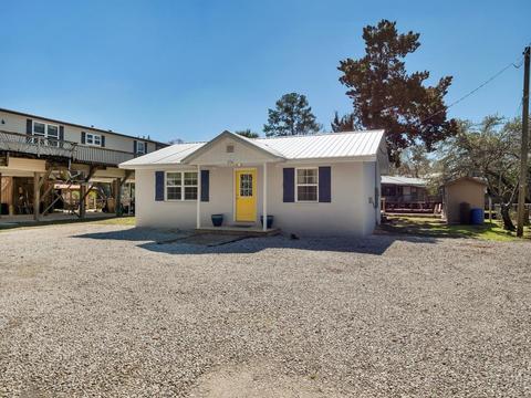 1714 NE King St, Steinhatchee, FL 32359 photo 2
