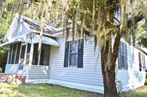 602 E Leon St, Perry, FL 32347 photo 1