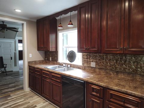 825 N Jefferson St, Perry, FL 32347 photo 9
