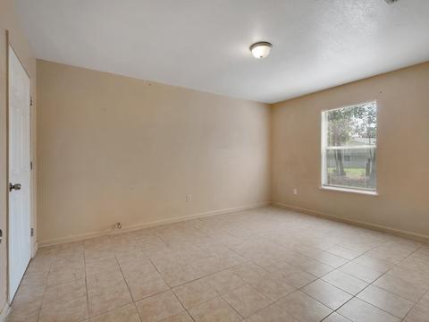 907 W Duval St, Perry, FL 32347 photo 5