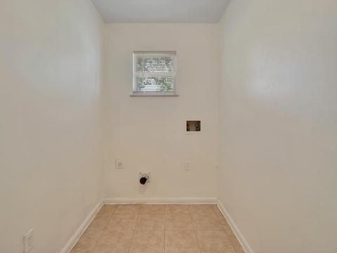 907 W Duval St, Perry, FL 32347 photo 8