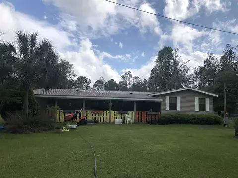 4870 Sue Pridgeon Rd, Perry, FL 32347 photo 2