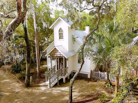 310 NE Lisette Ln, Steinhatchee, FL 32359 photo 1