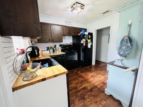 1206 N Allen St, Perry, FL 32347 photo 9