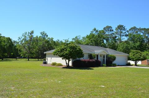 107 Hemlock Dr, Perry, FL 32348 photo 4