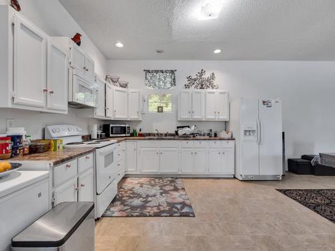 703 S Schwartz St, Perry, FL 32347 photo 23