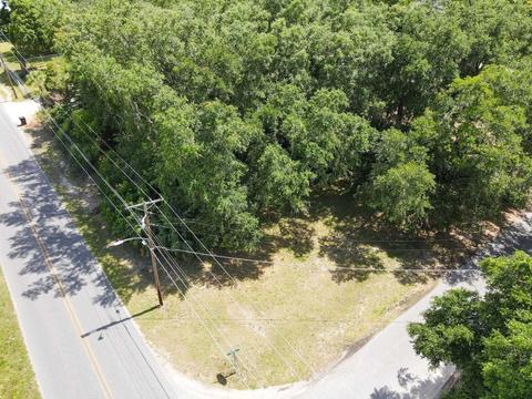 1214 S Center St, Perry, FL 32348 photo 1