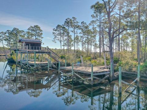 709 Mill Rd, Carrabelle, FL 32322 photo 6