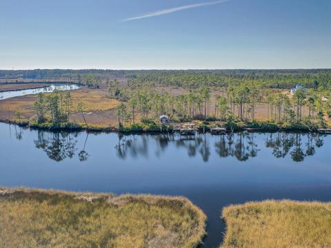 709 Mill Rd, Carrabelle, FL 32322 photo 4