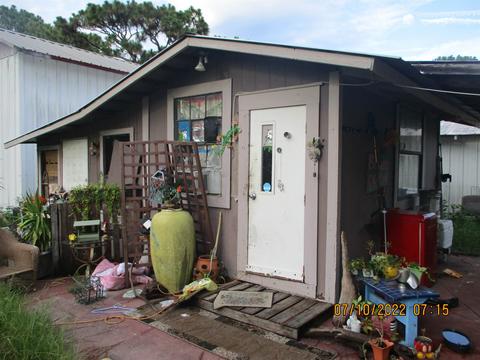 33 Britton Dr, Panacea, FL 32346 photo 3