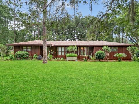 106 Elizabeth Ln, Perry, FL 32347 photo 1
