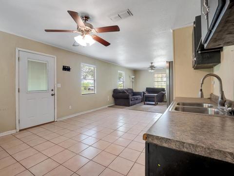 341 SE Benchmark Dr, Lee, FL 32059 photo 8