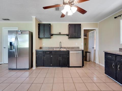 341 SE Benchmark Dr, Lee, FL 32059 photo 7