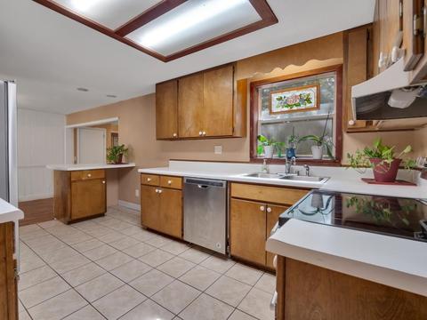 804 E Margurite St, Perry, FL 32347 photo 13