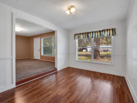 804 E Margurite St, Perry, FL 32347 photo 8