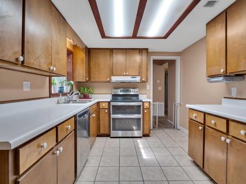 804 E Margurite St, Perry, FL 32347 photo 11