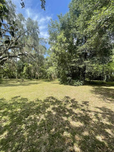 712 E Green St, Perry, FL 32347 photo 9