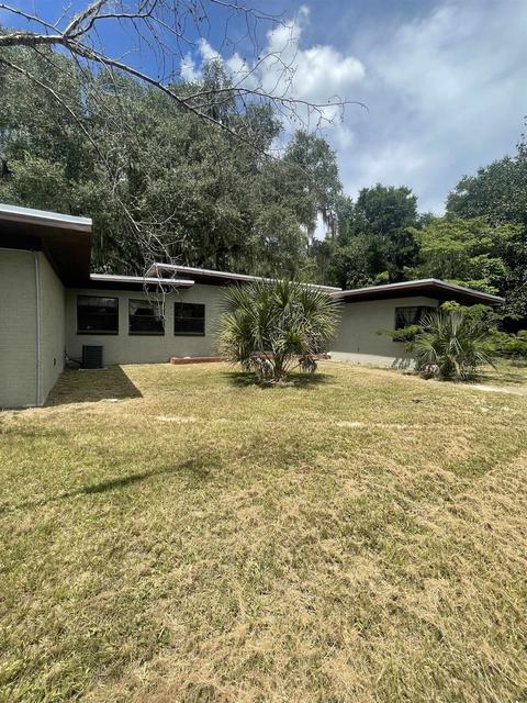 712 E Green St, Perry, FL 32347 photo 1