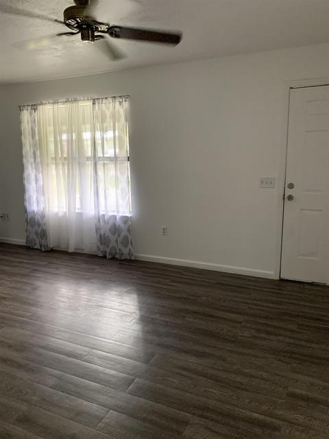 106 Tippett Dr, Perry, FL 32347 photo 9