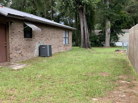 106 Tippett Dr, Perry, FL 32347 photo 3