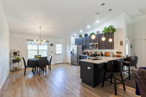 365 Rustling Pines Blvd, Midway, FL 32343 photo 8