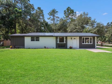 1203 W Ash St, Perry, FL 32348 photo 1