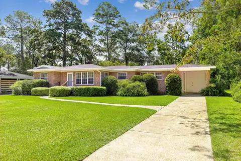 1109 Circle Dr, Tallahassee, FL 32301
