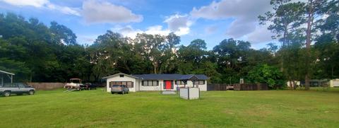 126 Temple Ter, Perry, FL 32348 photo 5