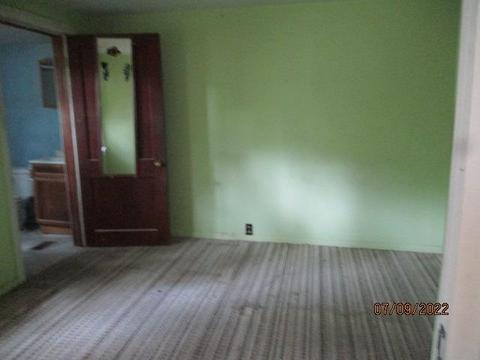 207 E Woods St, Perry, FL 32348 photo 5