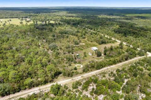 2029 Dennis Howell Rd, Perry, FL 32348 photo 5