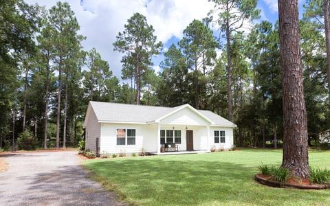 310 Judson Dr, Perry, FL 32348 photo 3