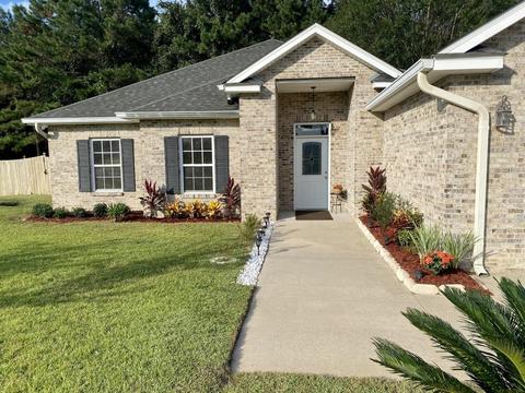 640 Rustling Pines Blvd, Midway, FL 32343 photo 2