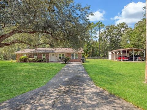 216 Forest Cir, Perry, FL 32347 photo 2
