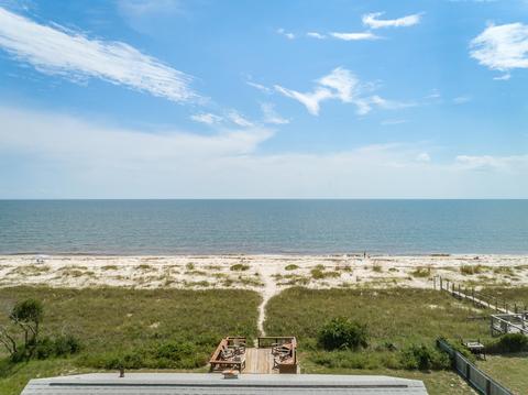 1435 Alligator Dr, Alligator Point, FL 32346