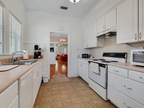1027 N Jefferson St, Perry, FL 32347 photo 14
