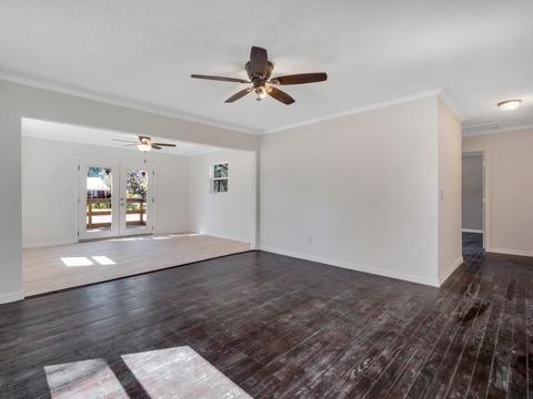 208 Second St, Perry, FL 32347 photo 9