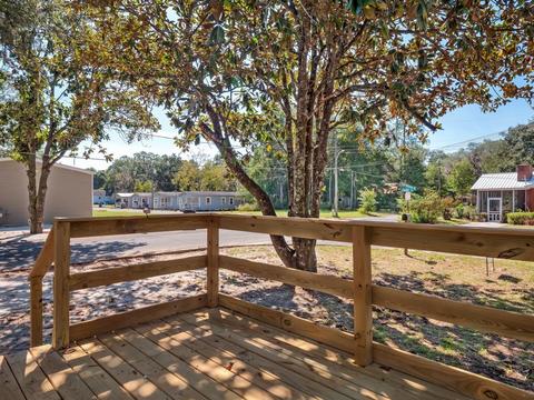 208 Second St, Perry, FL 32347 photo 3