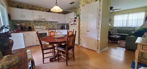 821 E Cherry St, Perry, FL 32347 photo 7