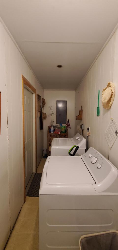 821 E Cherry St, Perry, FL 32347 photo 17