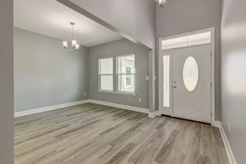 485 Sand Pine Dr, Midway, FL 32343 photo 5