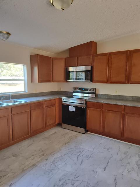 2575 Williamson Ln, Perry, FL 32347 photo 5
