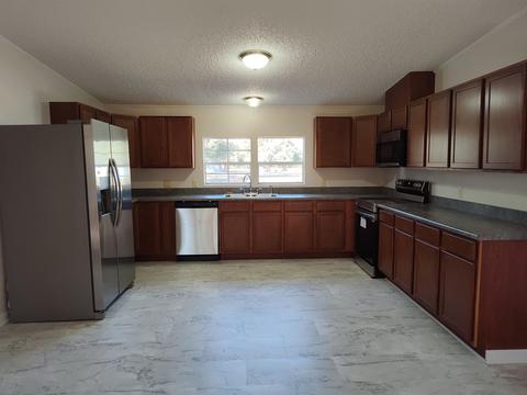 2575 Williamson Ln, Perry, FL 32347 photo 4