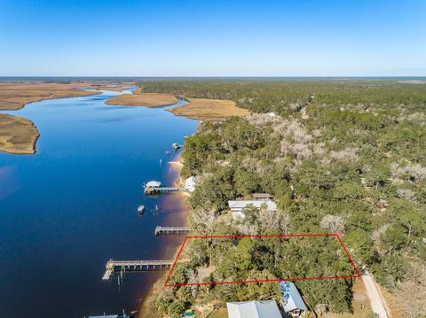 34 River Dr, Panacea, FL 32346 photo 4