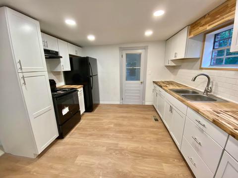 1310 S Center St, Perry, FL 32348 photo 9