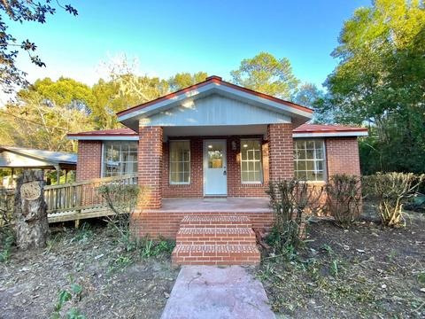 1310 S Center St, Perry, FL 32348 photo 1