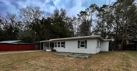 104 Magnolia Rd, Perry, FL 32348 photo 3