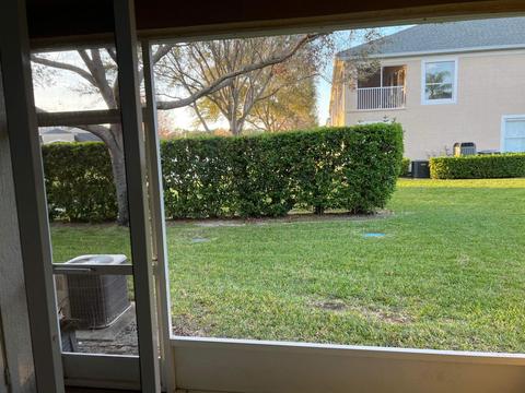 1340 Hampton Park Ln, Melbourne, FL 32940 photo 9